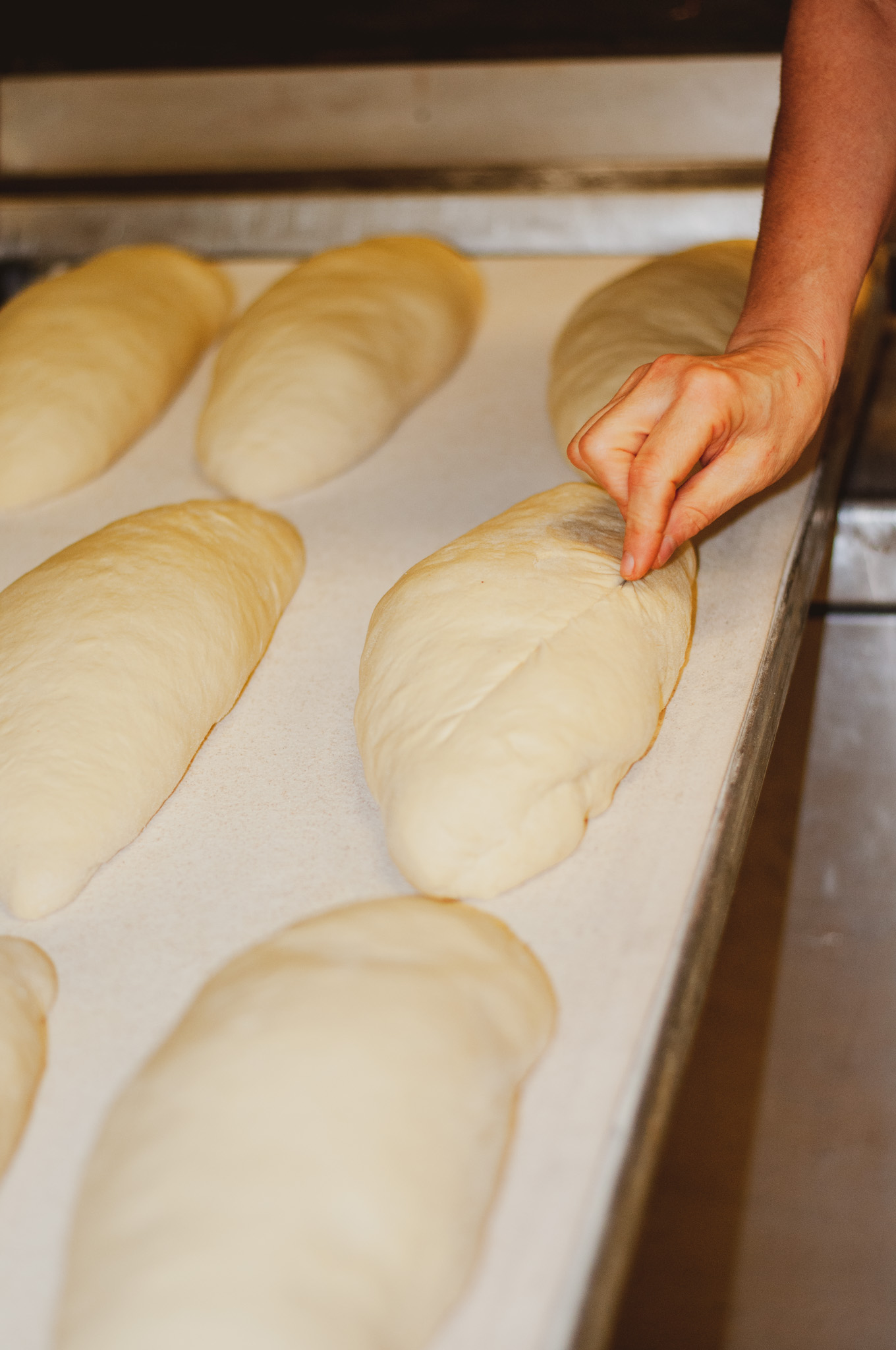 Il laboratorio del forno artigianale Raspa a San Salvo